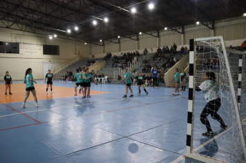 Foto - CAMPEONATO MUNICIPAL DE HANDEBOL FEMININO