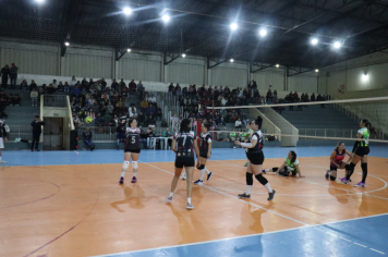 Foto - FINAL DO CAMPEONATO MUNICIPAL DE VÔLEI FEMININO