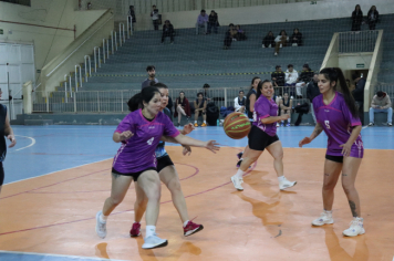 Foto - CAMPEONATO MUNICIPAL DE BASQUETE FEMININO