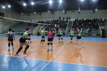 Foto - FINAL DO CAMPEONATO MUNICIPAL DE VÔLEI FEMININO
