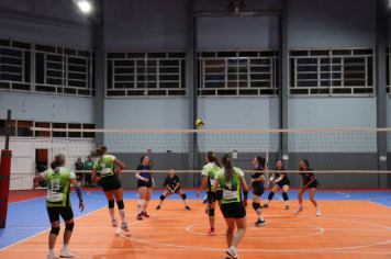 Foto - CAMPEONATO MUNICIPAL DE VÔLEI FEMININO 