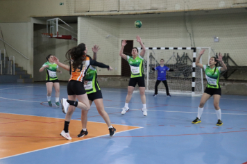 Foto - CAMPEONATO MUNICIPAL DE HANDEBOL FEMININO