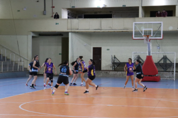 Foto - CAMPEONATO MUNICIPAL DE BASQUETE FEMININO