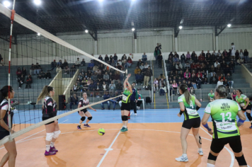 Foto - FINAL DO CAMPEONATO MUNICIPAL DE VÔLEI FEMININO
