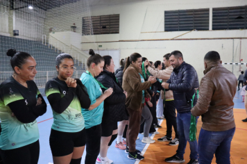 Foto - CAMPEONATO MUNICIPAL DE HANDEBOL FEMININO