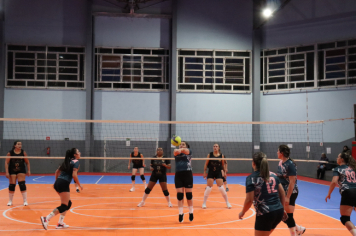 Foto - CAMPEONATO MUNICIPAL DE VÔLEI FEMININO 