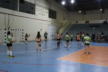 Foto - CAMPEONATO MUNICIPAL DE HANDEBOL FEMININO