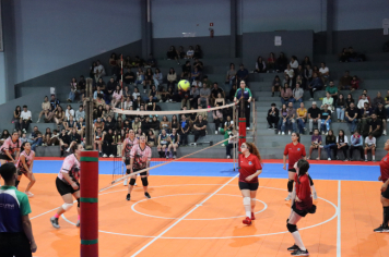 Foto - CAMPEONATO MUNICIPAL DE VÔLEI FEMININO 