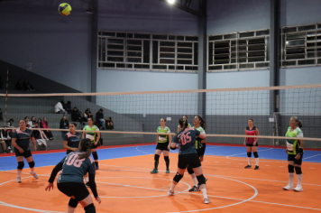 Foto - CAMPEONATO MUNICIPAL DE VÔLEI FEMININO 