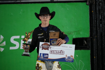 Foto - 4º PIRAÍ RODEO FEST - LEONARDO