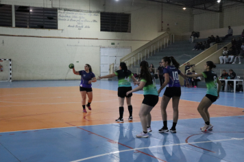 Foto - CAMPEONATO MUNICIPAL DE HANDEBOL FEMININO