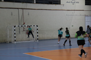 Foto - CAMPEONATO MUNICIPAL DE HANDEBOL FEMININO