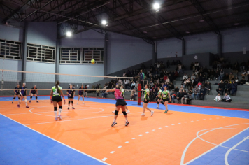 Foto - CAMPEONATO MUNICIPAL DE VÔLEI FEMININO 