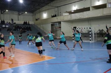 Foto - CAMPEONATO MUNICIPAL DE HANDEBOL FEMININO