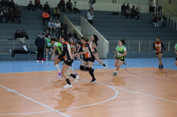 Foto - CAMPEONATO MUNICIPAL DE HANDEBOL FEMININO