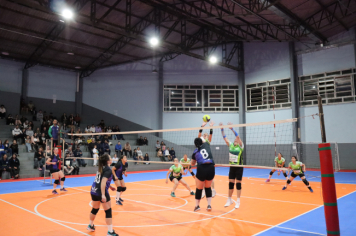 Foto - CAMPEONATO MUNICIPAL DE VÔLEI FEMININO 