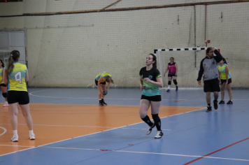 Foto - CAMPEONATO MUNICIPAL DE HANDEBOL FEMININO