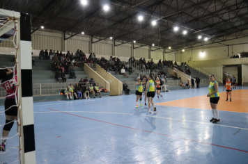 Foto - CAMPEONATO MUNICIPAL DE HANDEBOL FEMININO