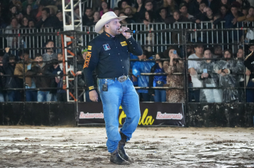 Foto - 4º PIRAÍ RODEO FEST - LEONARDO