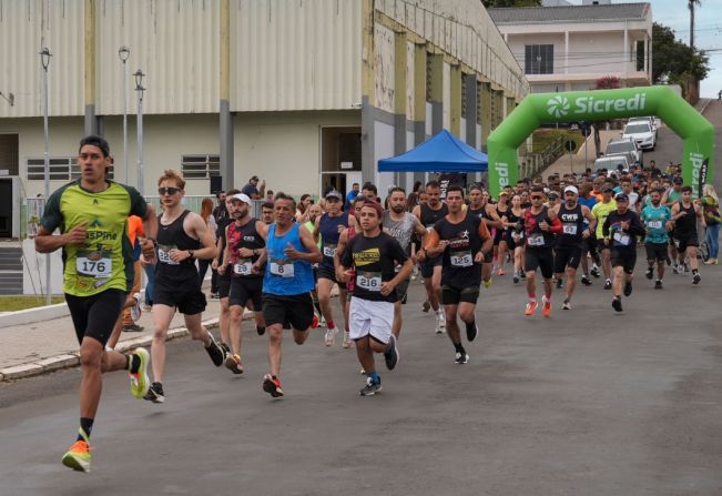 Corrida Solidária de Piraí do Sul une esporte e solidariedade em grande evento